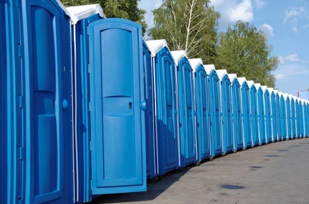 Porta potty delivery and setup in Bedford, TX